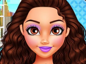 Velvet Party Dress Up Game